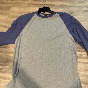 Anvil Women's Gray and Blue Raglan Blouse